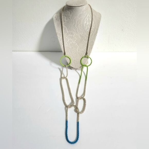 Geometric Shaped Rope Statement Necklace - Picture 3 of 6